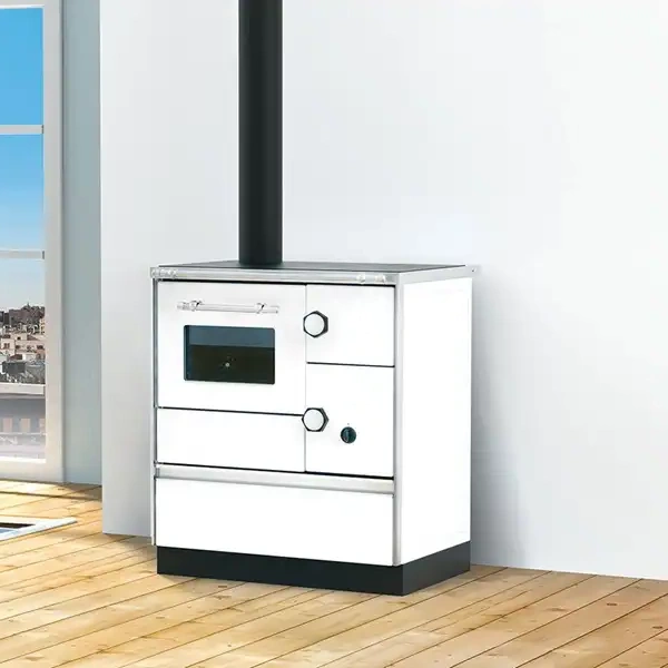 Štednjak Alfa 70 E Termo Levi za C.G. obezbeđuje ekonomičan i pouzdan sistem grejanja uz mogućnost pripremanja hrane na taradicionalan način.